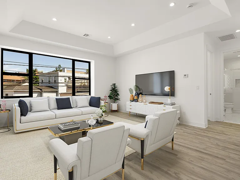 3709 Liberty Ave #1 — Photo 5