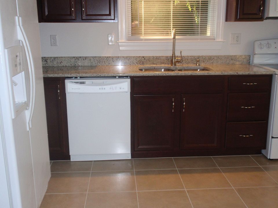 1st image of 8707 Executive Dr