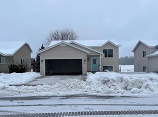 4287 Trumpeter Dr SE, Rochester, MN 55904