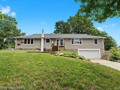 4941 Davison Rd, Lapeer, MI, 48446
