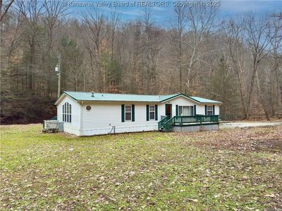 342 Leatherwood Rd, Clendenin, WV, 25045