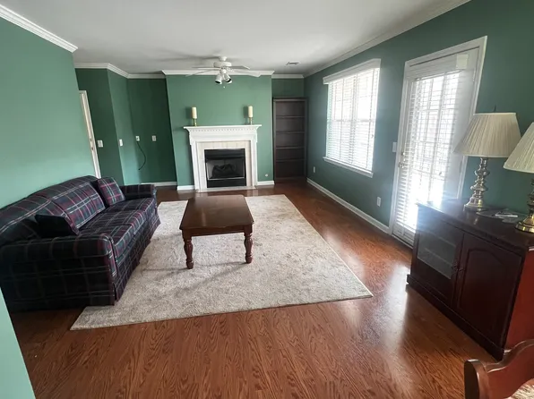 7241 Highway 70 S APT 102, Nashville, TN 37221