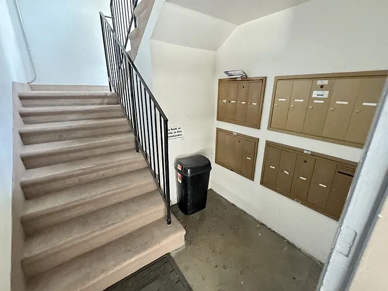 447 W Elk Ave #3 — Photo 12