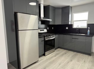 1179 W 37th St APT B, Los Angeles, CA 90007