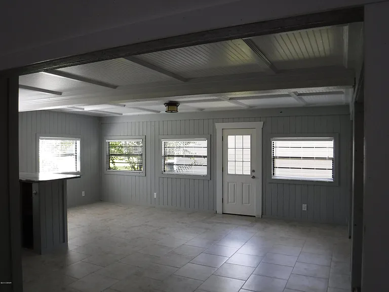 176 Gull Cir N — Photo 11