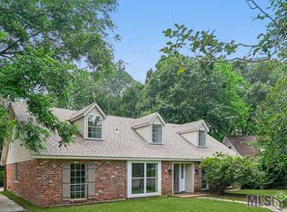 9736 Regency Dr, Baton Rouge, LA 70815