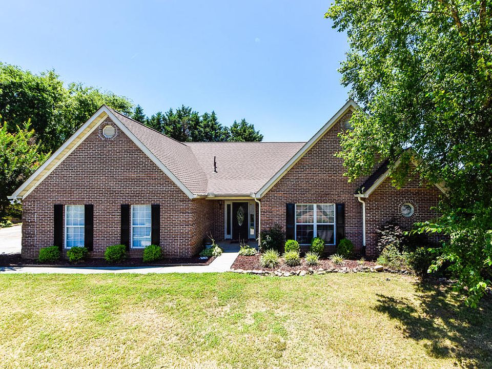 1st image of 723 Mize Farm Ct