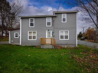 7 Bridge Rd, Torbay, NL A1K1A1