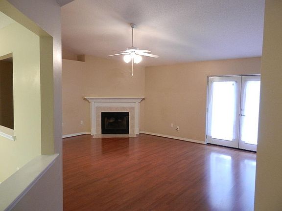 4th image of 6454 Garden Dr