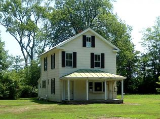 1493 Fleeton Rd, Reedville, VA 22539