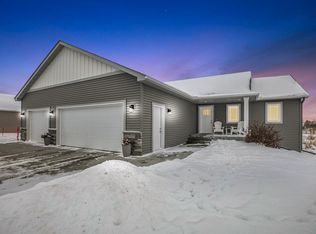 1933 38th St S, Saint Cloud, MN 56301