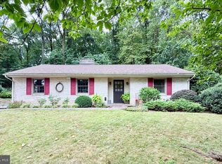 60 S Hills Dr, Hershey, PA 17033