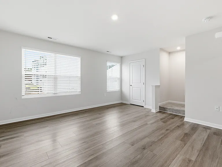 1104 Brimstone Way — Photo 20