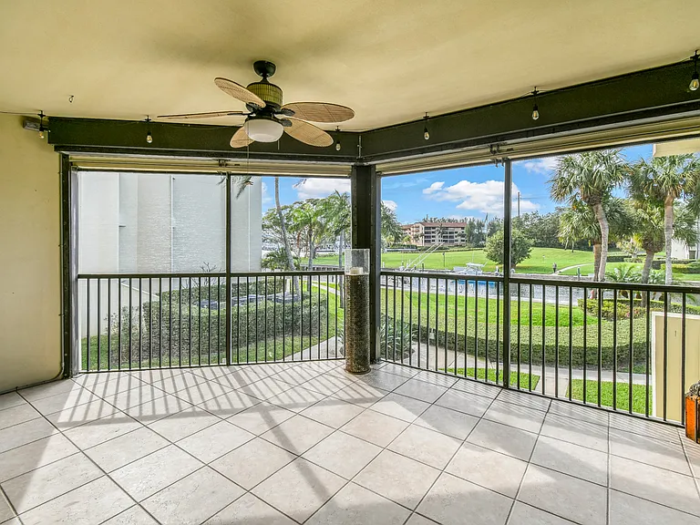 1117 Marine Way E #K2-L — Photo 28