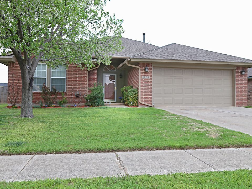 1st image of 1708 Clearwater Dr