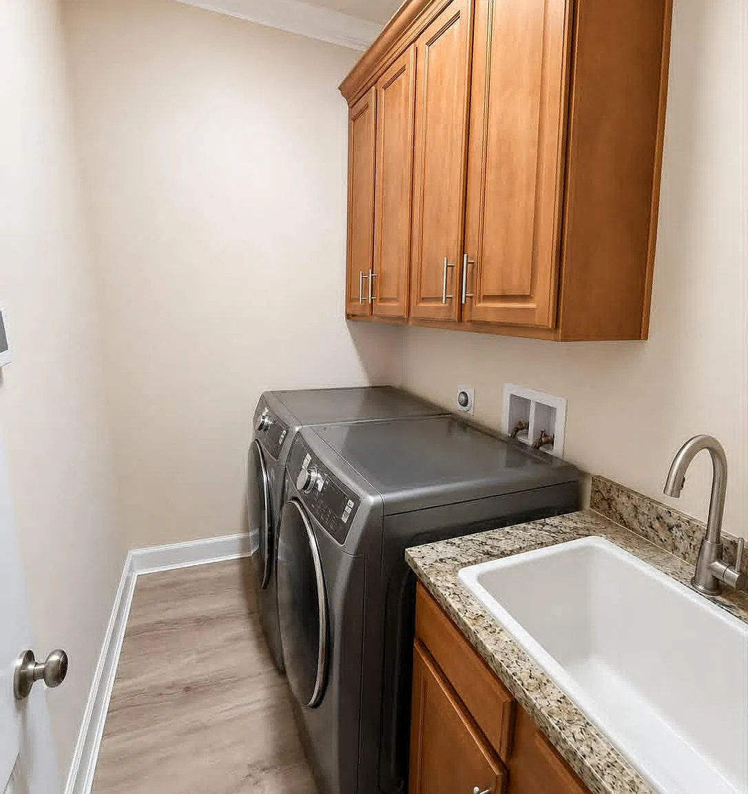 3 bed, 1500 sqft, $2,500 — Photo 3