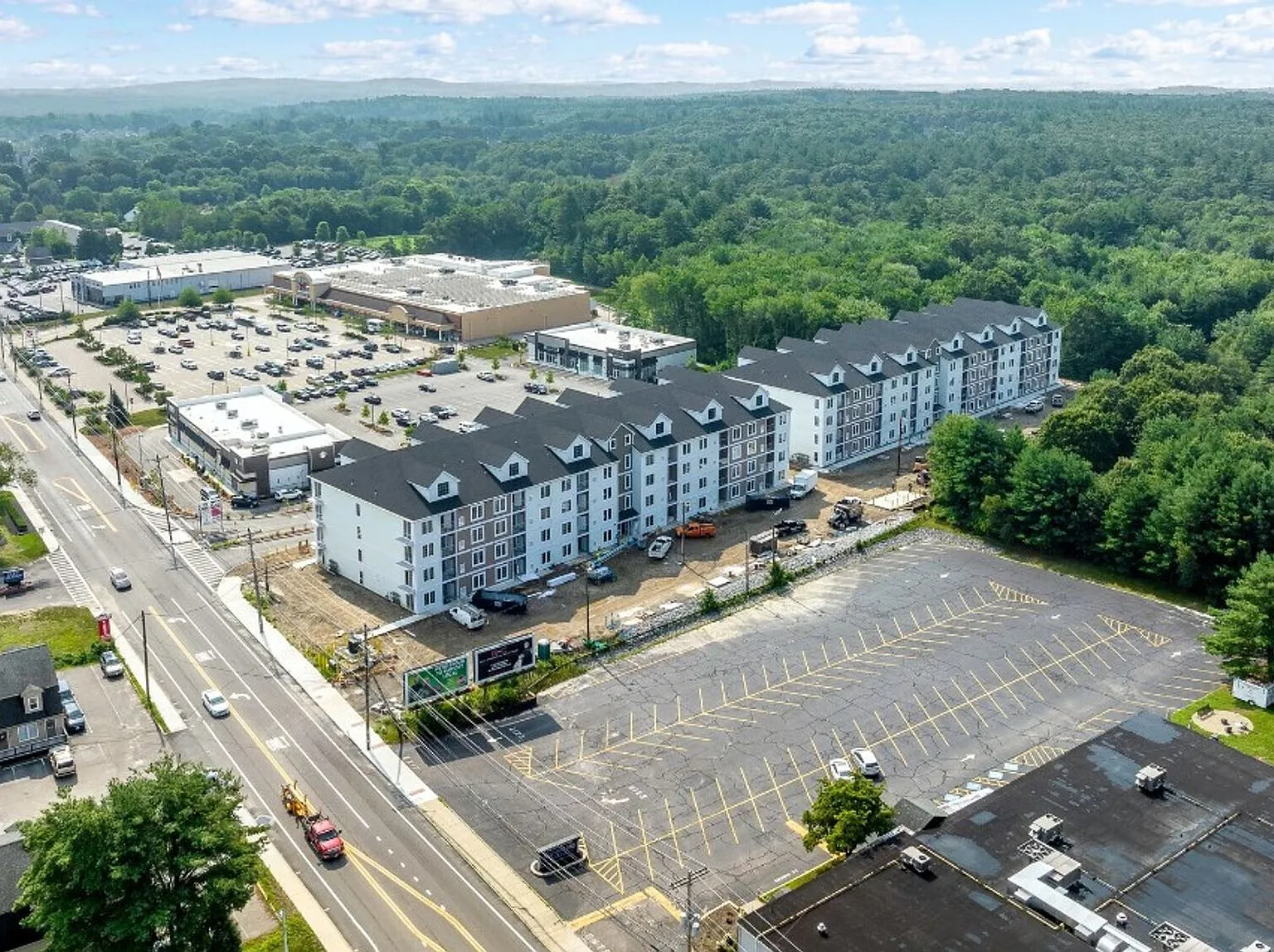 Taj Estates of Franklin — Photo 4