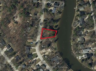 490 Oxbow Park Dr, Wasaga Beach, ON L9Z2T8