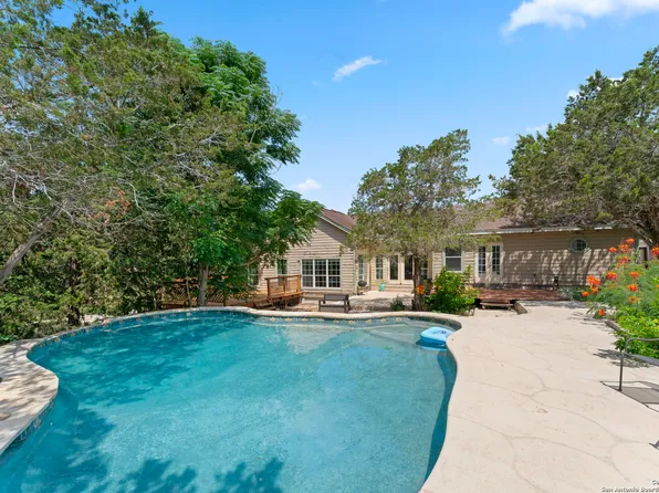 478 S. Contour, Spring Branch, TX 78070