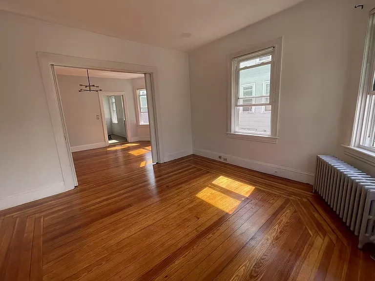 87 E Manning St #2 — Photo 7