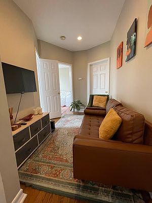 3rd image of 433 E 80th St #28B