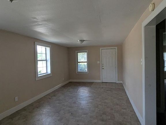 2nd image of 4843 Shreveport Blvd