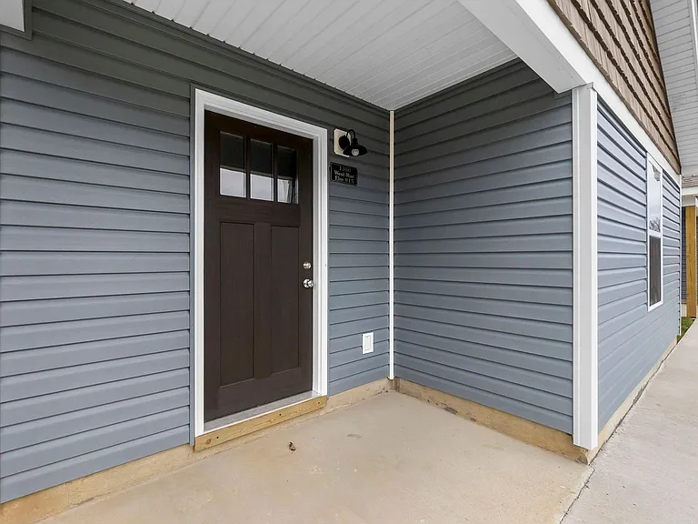 1300 W Mar Elm St — Photo 18