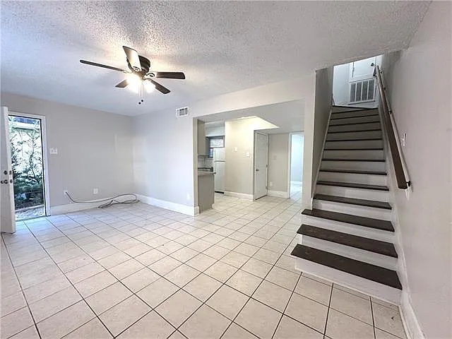 4 bed, 3.0 bath, 1300 sqft, $1,750 — Photo 4