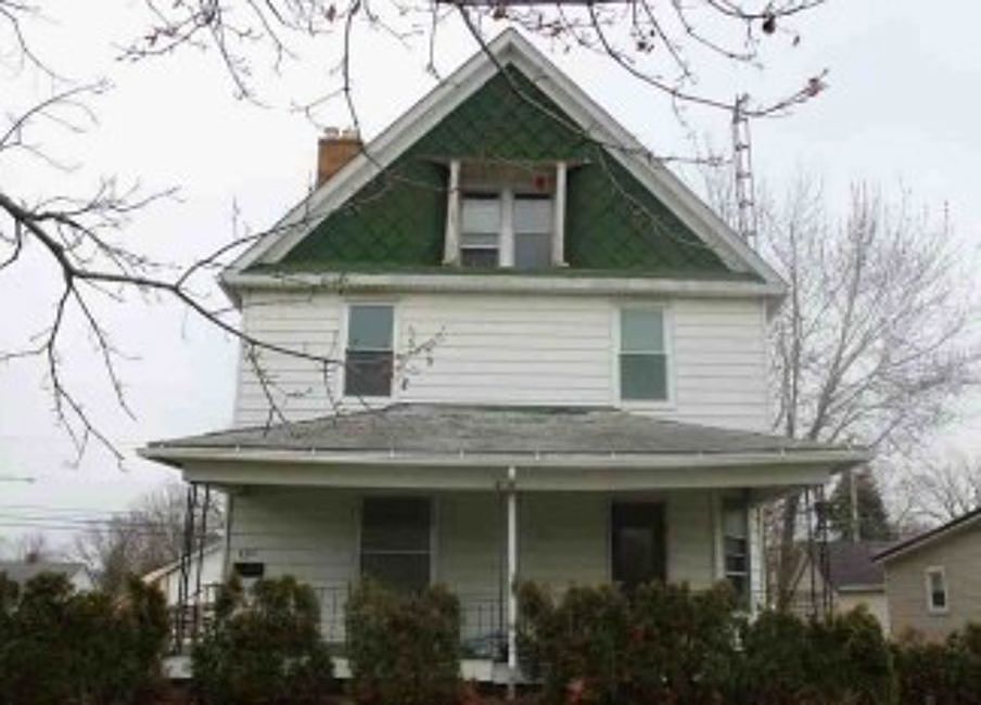 1st image of 605 S Main St