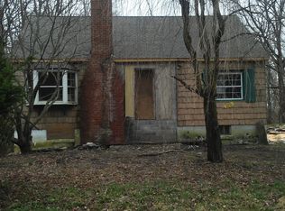 22 Horns Park Rd, Hyde park, NY 12538
