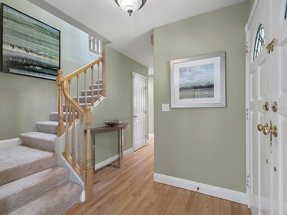 3rd image of 5117 Southwick Ct