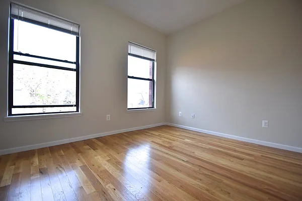 Rented by Bohemia Realty Group | media 4