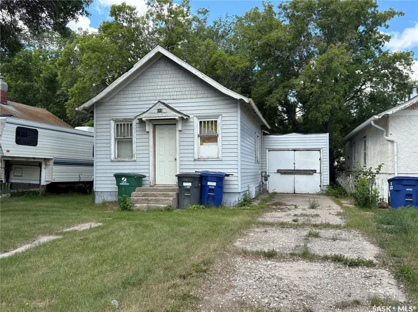 115 L Avenue S, Saskatoon, SK S7M 2G9