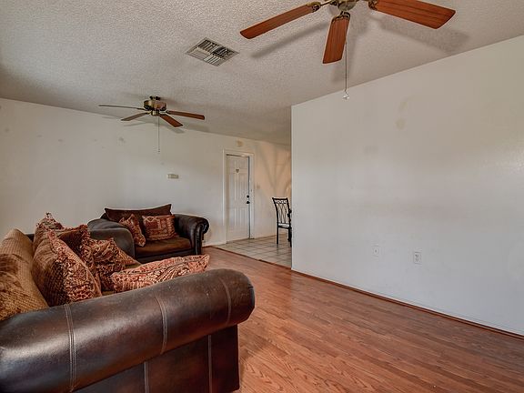 4th image of 1322 Mandarin Dr