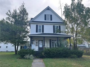 417 Woodbine St, Willard, OH