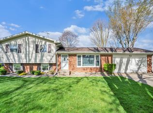 72 Greenway Dr, Goshen, IN 46526