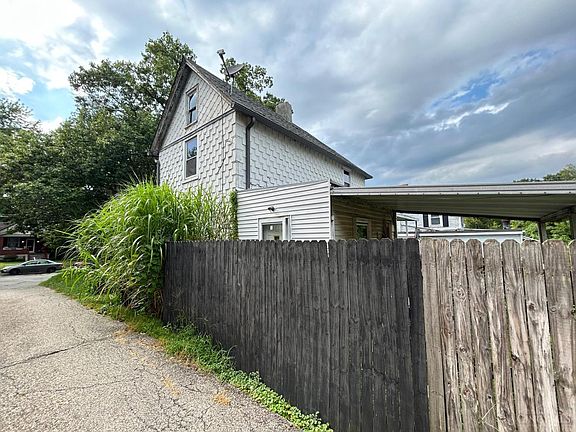 2nd image of 3958 Washington Ave