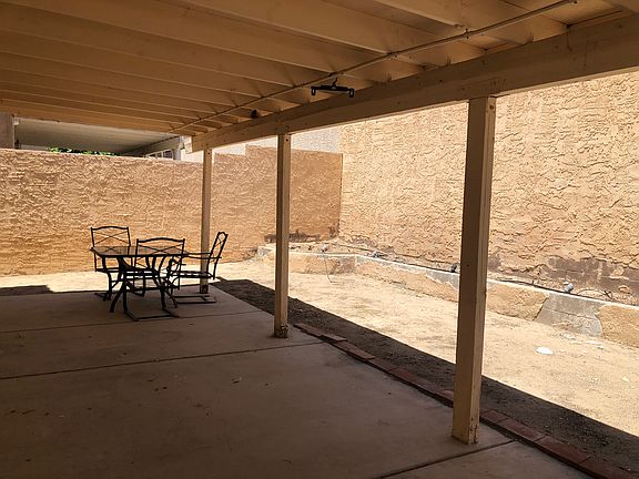 2nd image of 7874 Delta Oak Ct