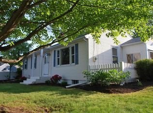 44 Quail St, Cumberland, RI 02864