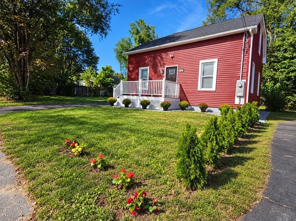 161 11th St #11, Leominster, MA 01453