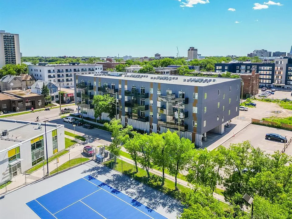 247 River Ave #301