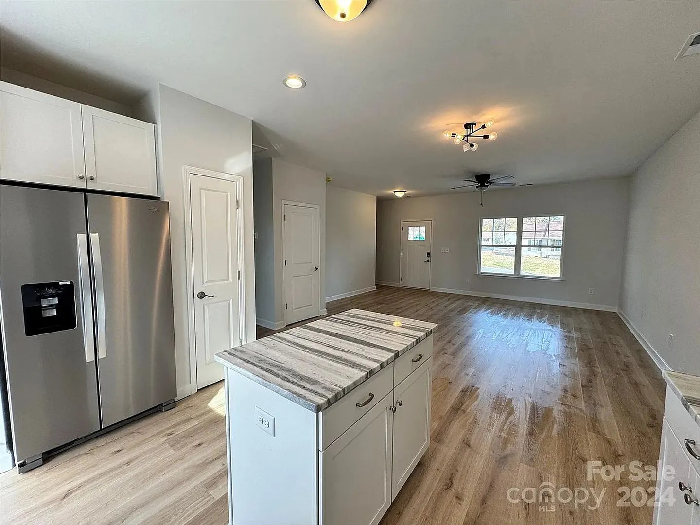 Charming 3BR House in Gastonia — Photo 3