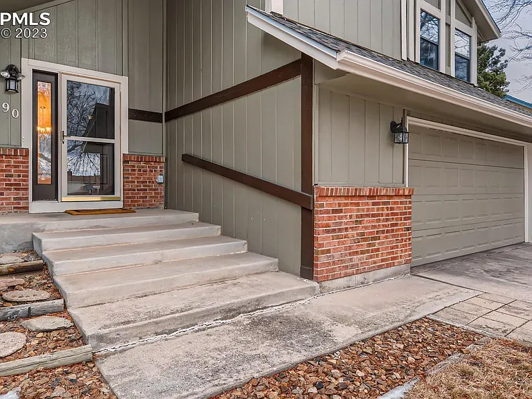 4890 W Old Farm Cir — Photo 6