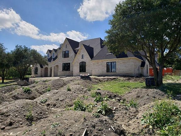 2nd image of 1370 Red Oak Trl