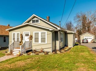 17 Johnson St, Millbury, MA 01527