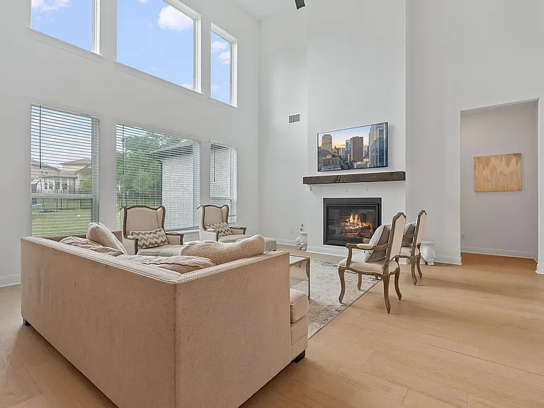 309 Pear Tree Ln — Photo 6