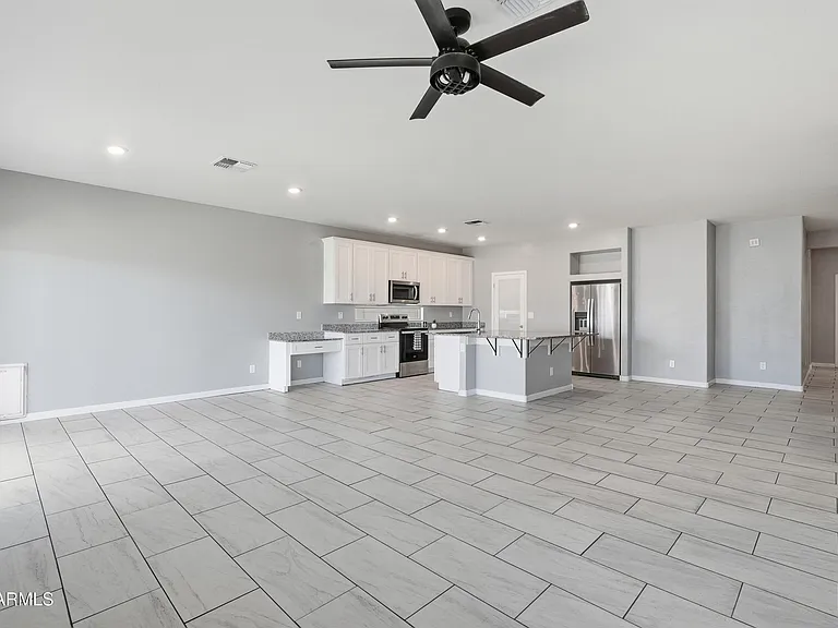 1692 W Aztec Dr — Photo 29