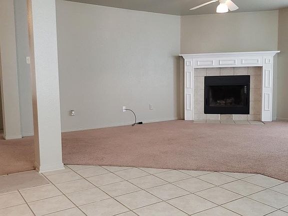 4th image of 4406 Paintbrush Dr