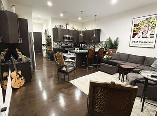 415 New York Ave #2D, Huntington, NY 11743