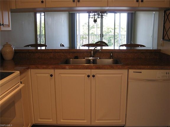 4th image of 14901 Park Lake Dr APT 307